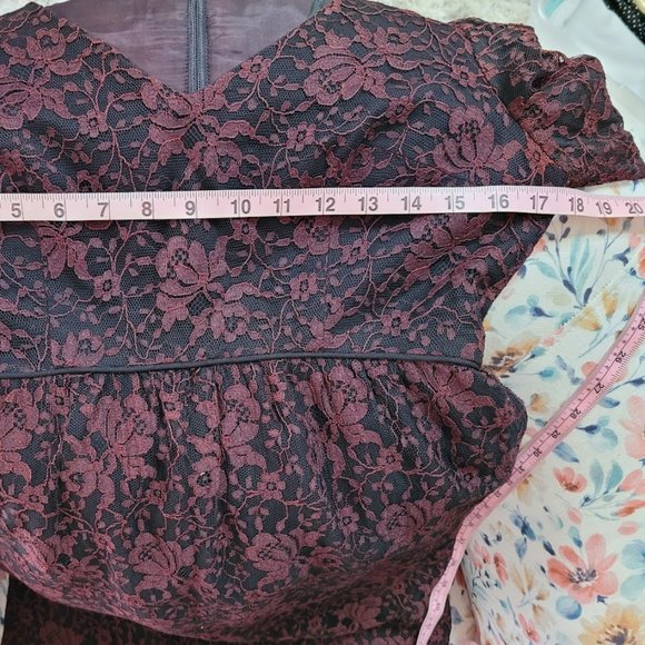 VINTAGE S. HOWARD HIRSH LACE DRESS - Picture 9 of 12